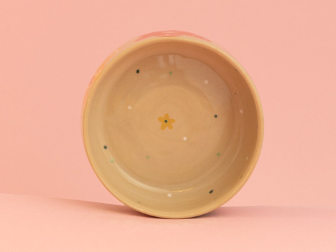 Retro kwiatki miseczka na owsiankę 13,5 cm (w środku żółty kwiatuszek) Retro kwiatki miseczka na owsiankę 13,5 cm (w środku żółty kwiatuszek)