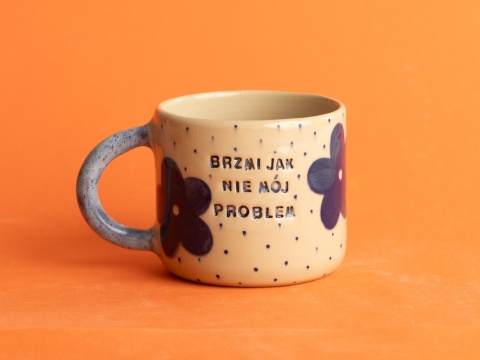 23. BRZMI JAK NIE MÓJ PROBLEM - granatowe kwiatki, kropki
