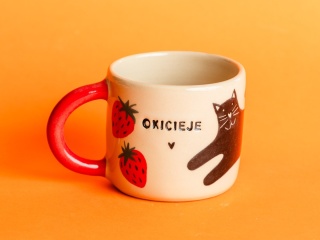 OKICIEJE - czarny kot + truskawki
