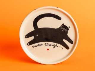 talerzyk - NEVER ENOUGH... - czarny kotek
