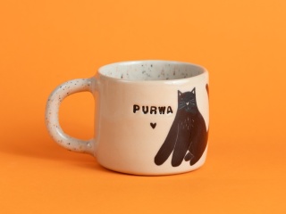 63. PURWA - w czarne kotki + szkliwo ciapki