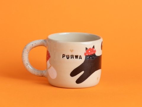 66. PURWA - w muchomory - czarny kot + szkliwo w ciapki