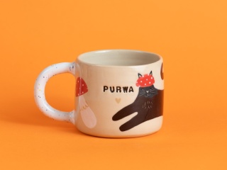 67. PURWA - w muchomory - czarny kot + szkliwo w ciapki